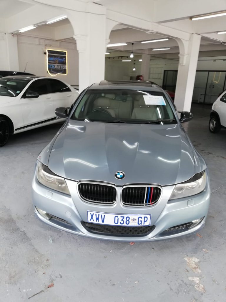 2009 BMW 320 D E90