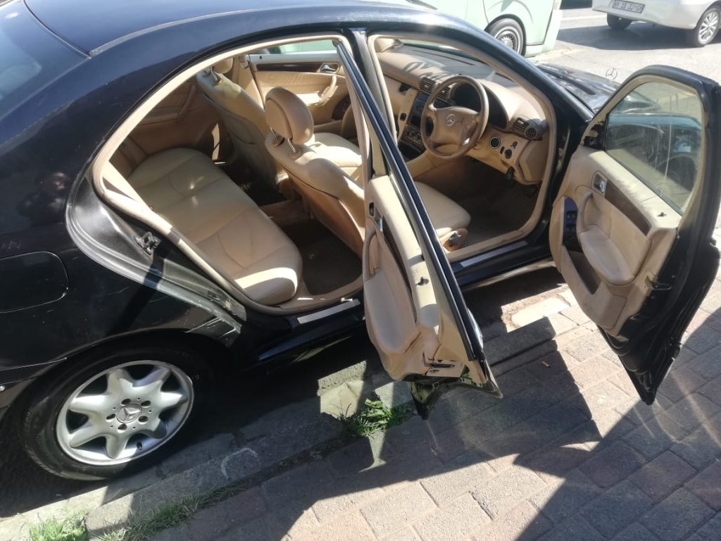 2002 Mercedes Benz W203