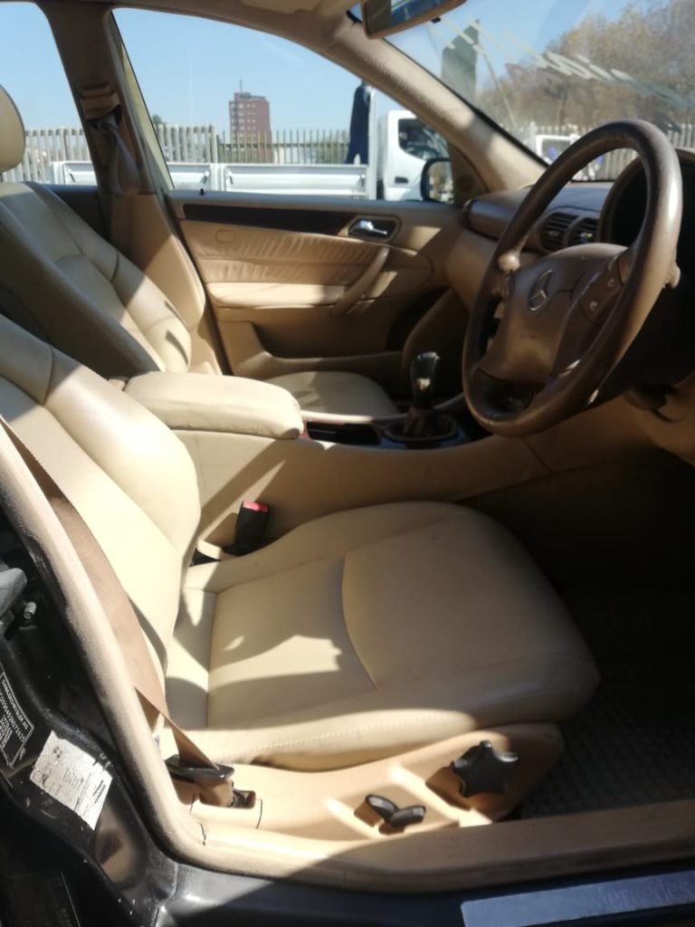 2002 Mercedes Benz W203