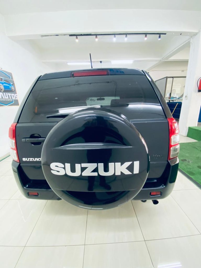 2013 Suzuki Grand Vitara