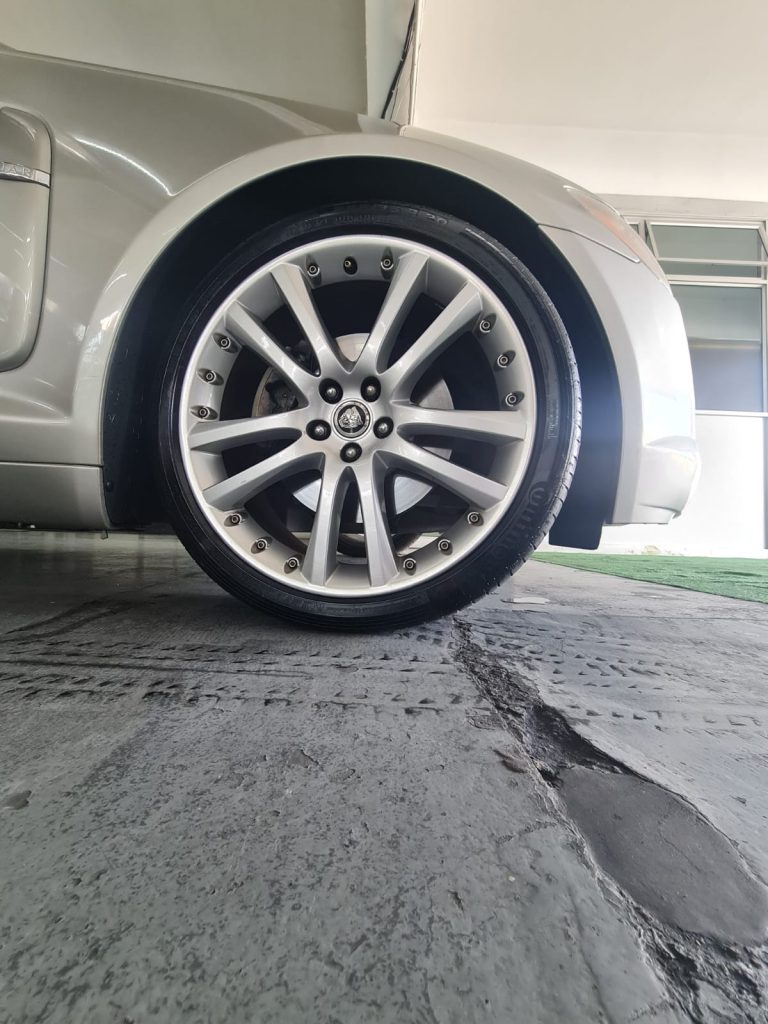 2010 Jaguar XF V6