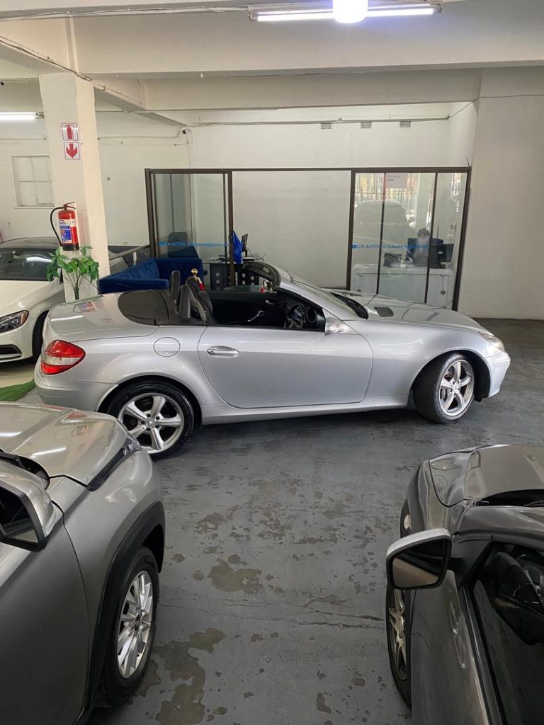 2004 Mercedes Benz SLK 350