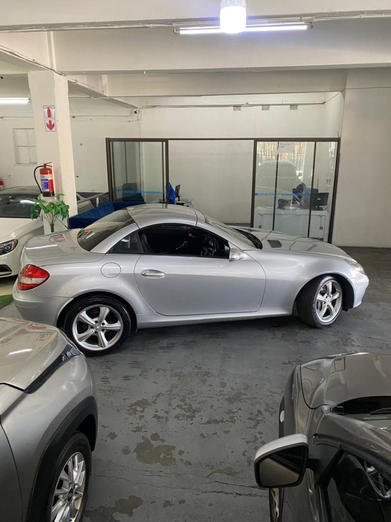 2004 Mercedes Benz SLK 350