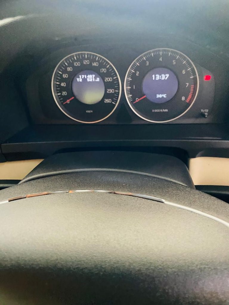 2011 Volvo S60 T3 2.0L Manual