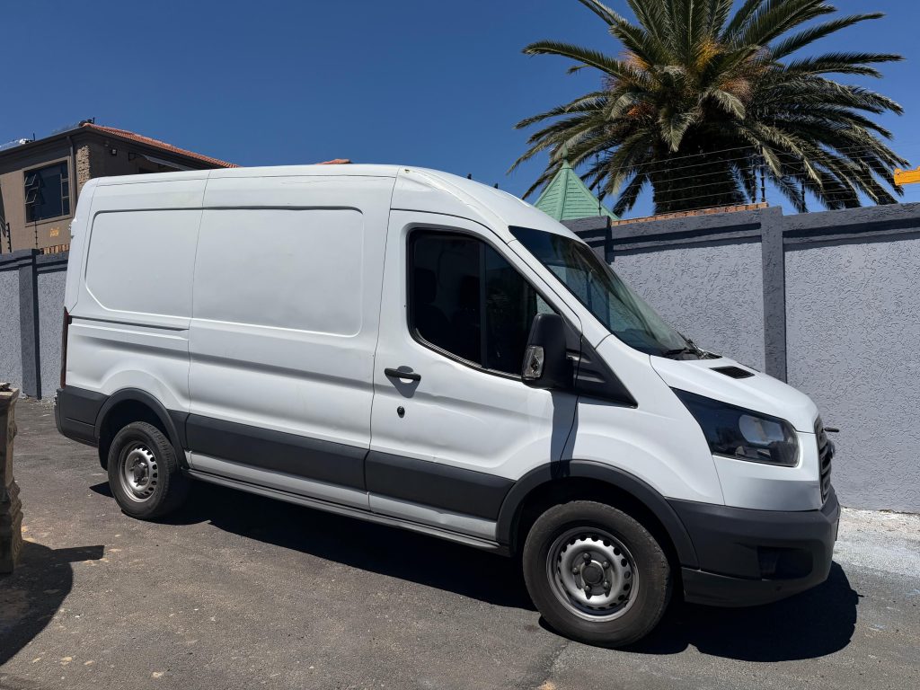 2020 Ford Transit Cargo Van 2.2L