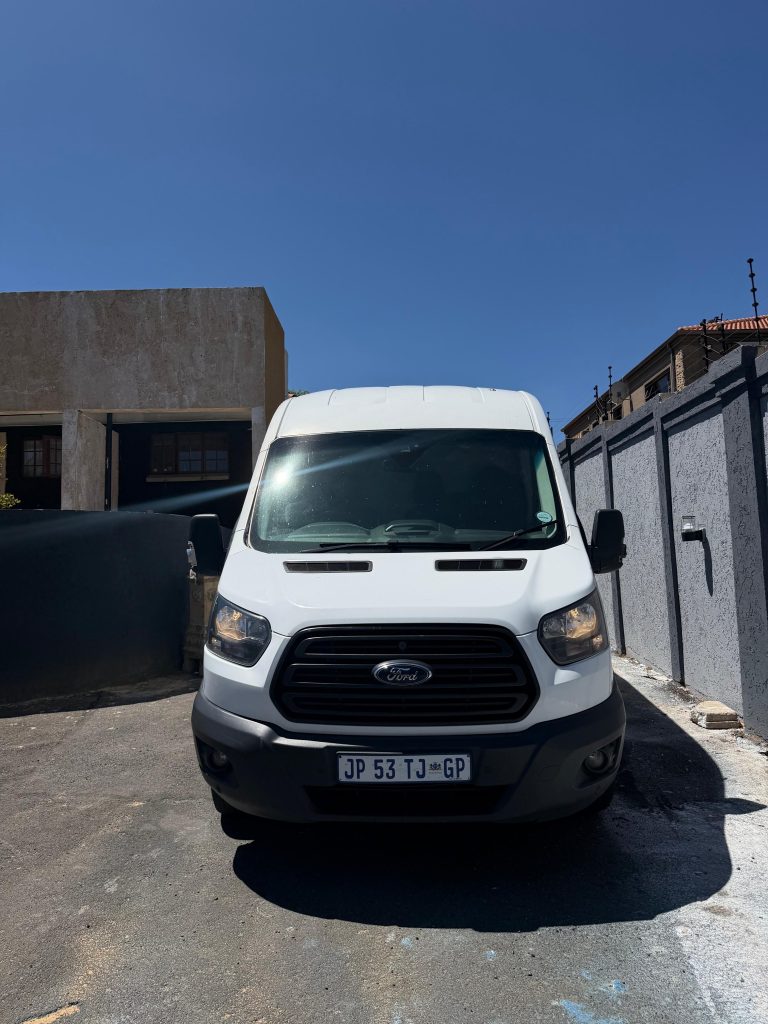 2020 Ford Transit Cargo Van 2.2L