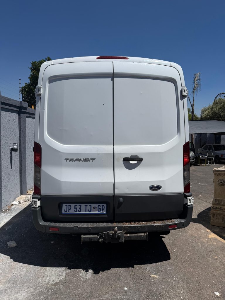 2020 Ford Transit Cargo Van 2.2L