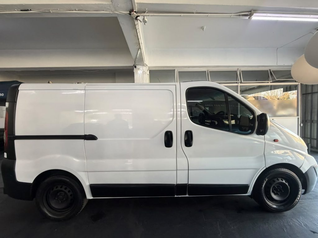 2008 Opel Vivaro 1.9l Manual