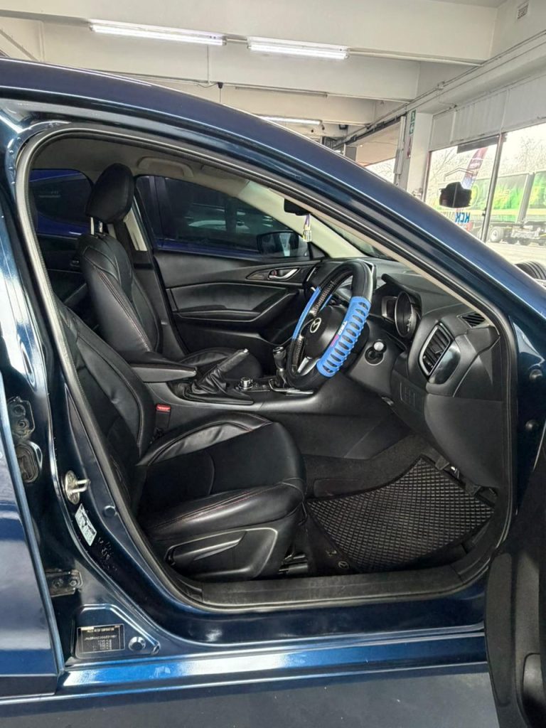 2015 Mazda 3 1.6L