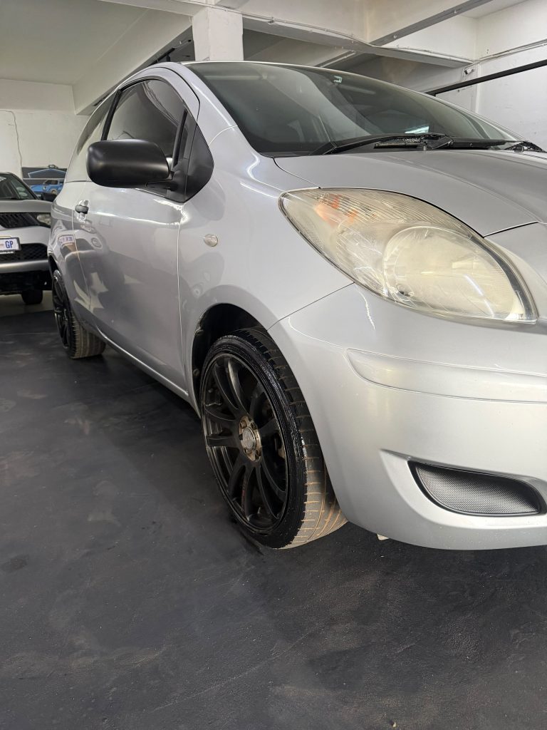 2008 Toyota Yaris 1.5L Manual