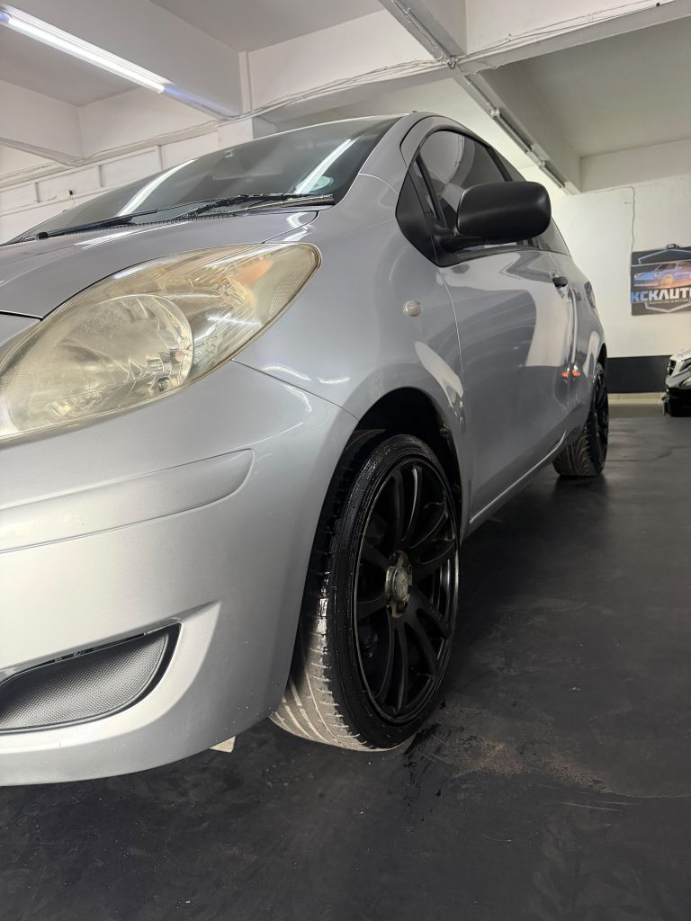2008 Toyota Yaris 1.5L Manual